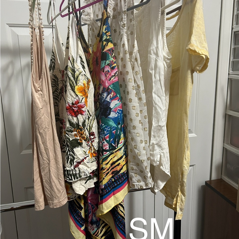 WOMENS TOPS (21pc)